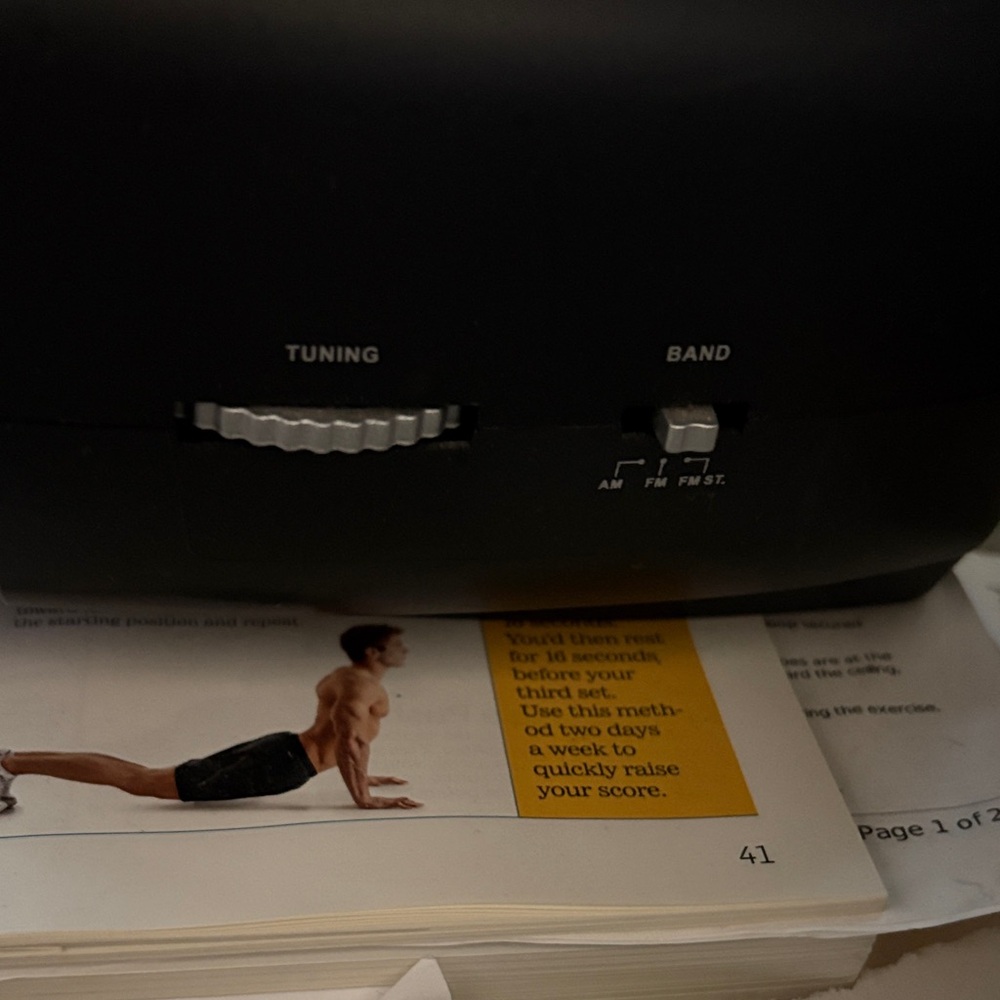 CD player. Black and Silver Radio with Tuning Dial AM FM. - Picture 4 of 5